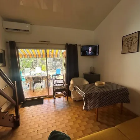 Mas Du Soleil Jolie Mitoyenne Climatisee 3 Pieces Mezzanine Mt St Martin Cap D'agde
